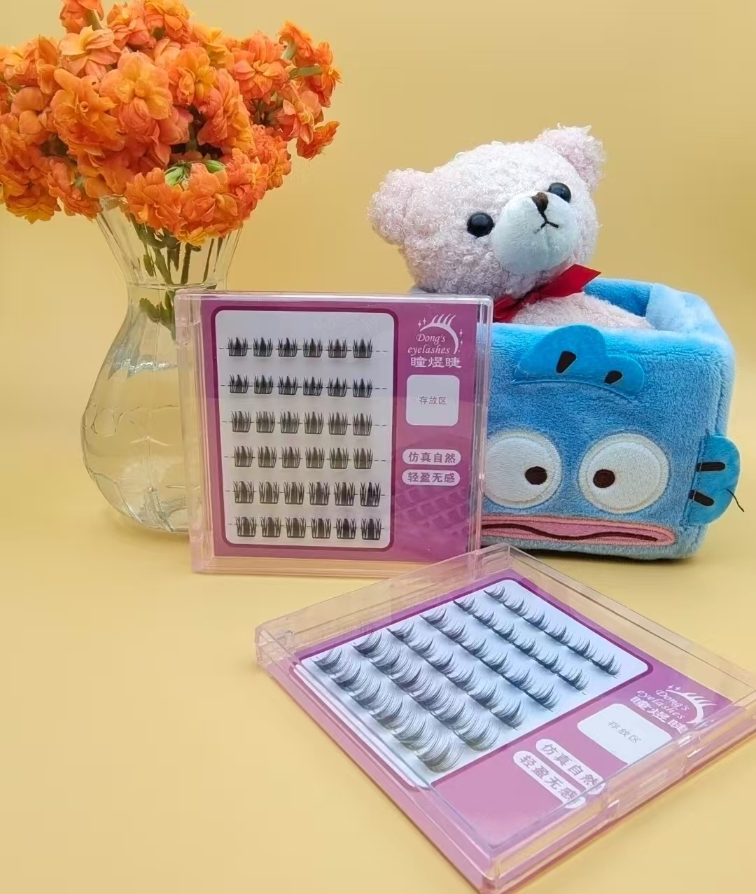 கண் இமை கொத்துகள் மற்றும் DIY சுய-ஒட்டுதல் கண் இமைகள் மூலம் உங்கள் தோற்றத்தை கவர்ந்திழுக்கவும்
